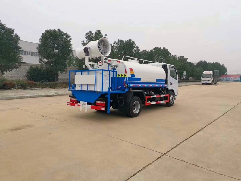 东风国六5吨抑尘车,5方蓝牌洒水车